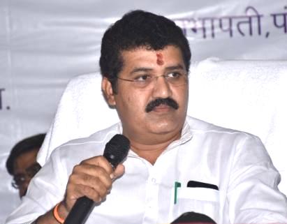 Lok sabha election 2024 Sanjay Rathod from Yavatmal-Washim? | यवतमाळ-वाशिममधून संजय राठोड? Lok sabha election 2024 Sanjay Rathod from Yavatmal-Washim? | यवतमाळ-वाशिममधून संजय राठोड?