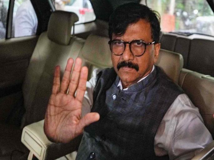 Someone is apologizing for the type of Thane it is gimmick says sanjay raut | "माफी मागायची नौटंकी..."; आनंद आश्रमात पैसे उधळल्याच्या प्रकारावर संजय राऊतांचा संताप Someone is apologizing for the type of Thane it is gimmick says sanjay raut | "माफी मागायची नौटंकी..."; आनंद आश्रमात पैसे उधळल्याच्या प्रकारावर संजय राऊतांचा संताप