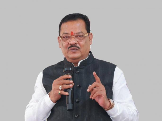 Uddhav Thackeray, who formed the government with Congress, is the real traitor, says Sanjay Shirsat | काँग्रेससोबत सरकार स्थापन करणारे उद्धव ठाकरेच खरे दगाबाज, संजय शिरसाटांचे टीकास्त्र