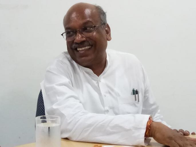 Akola-Khandwa rail link will be passed with pending question! - Sanjay Dhotre | अकोला-खंडवा रेल्वे मार्गासह प्रलंबित प्रश्न निकाली काढणार! -   संजय धोत्रे   Akola-Khandwa rail link will be passed with pending question! - Sanjay Dhotre | अकोला-खंडवा रेल्वे मार्गासह प्रलंबित प्रश्न निकाली काढणार! -   संजय धोत्रे