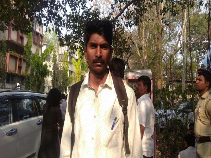 'I learned only because of Patangrao Kadam' | 'मी केवळ पतंगराव कदम साहेबांमुळेच शिकलो' 'I learned only because of Patangrao Kadam' | 'मी केवळ पतंगराव कदम साहेबांमुळेच शिकलो'