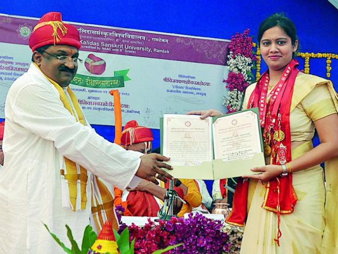 Serve nation and Sanskrit language: Jagadguru Ramanandacharyaswamy | राष्ट्र व संस्कृत भाषेची सेवा करा : जगद्गुरु रामानंदाचार्यस्वामी Serve nation and Sanskrit language: Jagadguru Ramanandacharyaswamy | राष्ट्र व संस्कृत भाषेची सेवा करा : जगद्गुरु रामानंदाचार्यस्वामी