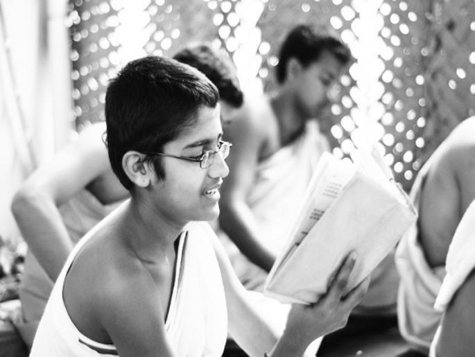 Sanskrit: Knowledge, scientific language of science | संस्कृत: ज्ञान, विज्ञानाची शास्त्रशुद्ध भाषा Sanskrit: Knowledge, scientific language of science | संस्कृत: ज्ञान, विज्ञानाची शास्त्रशुद्ध भाषा