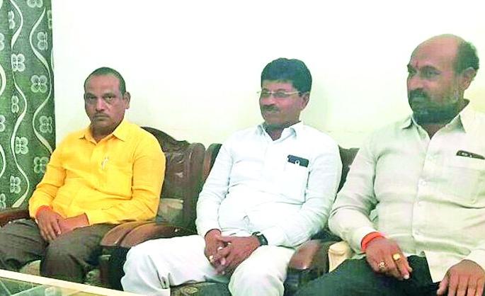 'Getting the fame is subodh saoji's business' - Santosh Chankhore | ‘प्रसिद्धी मिळवणे हा सावजींचा धंदा’ - संतोष चनखोरे