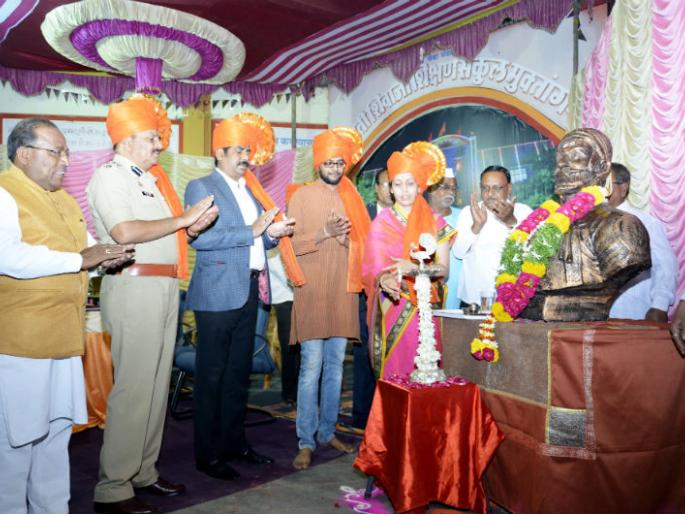 Do not just look at Bajirao as a lover of Mastani, Vikram Aadke's information, Shiv Chhatrapati Lecturemale's Solapur inaugurated | केवळ मस्तानीचे प्रेमवीर म्हणून बाजीरावांकडे पाहू नका, विक्रम एडके यांची माहिती,  शिवछत्रपती व्याख्यानमालेचे सोलापूरात उद्घाटन