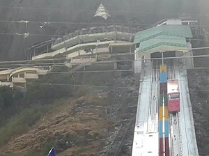 Strict enforcement of plastic ban on Saptashringa fort will be done | सप्तशृंग गडावर प्लास्टिक बंदीची कडक अंमलबजावणी होणार Strict enforcement of plastic ban on Saptashringa fort will be done | सप्तशृंग गडावर प्लास्टिक बंदीची कडक अंमलबजावणी होणार