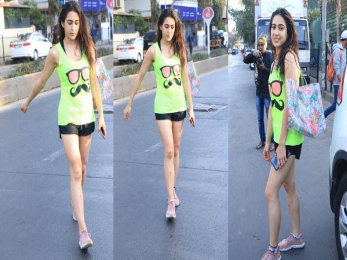 Saif's daughter, Sarah Ali Khan, was walking in the streets of Mumbai, but nobody knew about it | मुंबईतील रस्त्यावर फिरत होती सैफची मुलगी सारा अली खान, पण कोणी ओळखलेच नाही Saif's daughter, Sarah Ali Khan, was walking in the streets of Mumbai, but nobody knew about it | मुंबईतील रस्त्यावर फिरत होती सैफची मुलगी सारा अली खान, पण कोणी ओळखलेच नाही