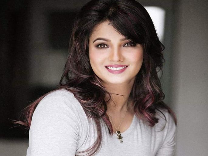 Actress Sara Shrawan arrested in ransom case | खंडणी प्रकरणात अभिनेत्री सारा श्रवणला अटक Actress Sara Shrawan arrested in ransom case | खंडणी प्रकरणात अभिनेत्री सारा श्रवणला अटक