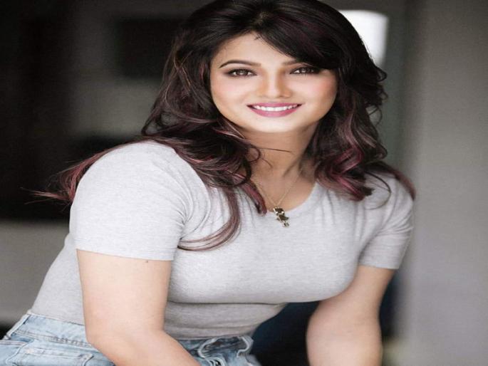 Actress's before arrest bail rejected by court | खंडणी प्रकरणी अभिनेत्रीचा अटकपूर्व जामीन फेटाळला  Actress's before arrest bail rejected by court | खंडणी प्रकरणी अभिनेत्रीचा अटकपूर्व जामीन फेटाळला