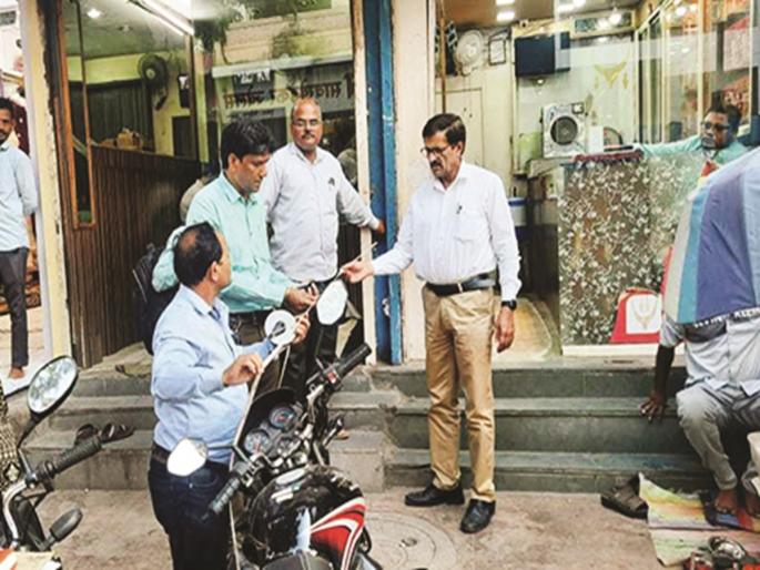 Land acquisition for Shahaganj to City Chowk roads; Marking by special land acquisition officers is also going on | शहागंज ते सिटी चौक रस्त्यांसाठी भूसंपादन; विशेष भूसंपादन अधिकाऱ्यांकडून मार्किंगही सुरू Land acquisition for Shahaganj to City Chowk roads; Marking by special land acquisition officers is also going on | शहागंज ते सिटी चौक रस्त्यांसाठी भूसंपादन; विशेष भूसंपादन अधिकाऱ्यांकडून मार्किंगही सुरू