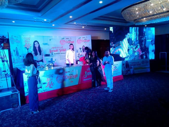 In The World Orange Festival, a delicious substance of orage taught by Sarah Todd | वर्ल्ड आॅरेंज फेस्टिव्हलमध्ये ख्यातनाम सारा टोड यांनी शिकविले संत्र्याचे स्वादिष्ट पदार्थ