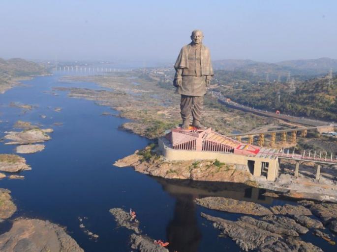 Statue Of Unity LIVE - Sardar Patel's statue will be unveiled shortly | Statue Of Unity - 'महापुरुषांचं कौतुक करणं हा मोठा गुन्हा आहे काय?'; मोदींनी विरोधकांना फटकारलं Statue Of Unity LIVE - Sardar Patel's statue will be unveiled shortly | Statue Of Unity - 'महापुरुषांचं कौतुक करणं हा मोठा गुन्हा आहे काय?'; मोदींनी विरोधकांना फटकारलं