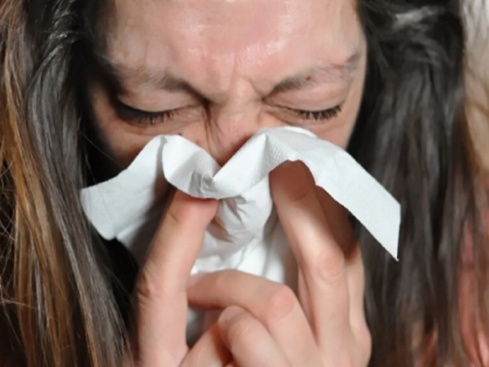 Take care; Cold, cough more feverish than cancer, corona! | काळजी घ्या; कॅन्सर, कोरोनापेक्षाही सर्दी, खोकला अधिक तापदायक ! Take care; Cold, cough more feverish than cancer, corona! | काळजी घ्या; कॅन्सर, कोरोनापेक्षाही सर्दी, खोकला अधिक तापदायक !