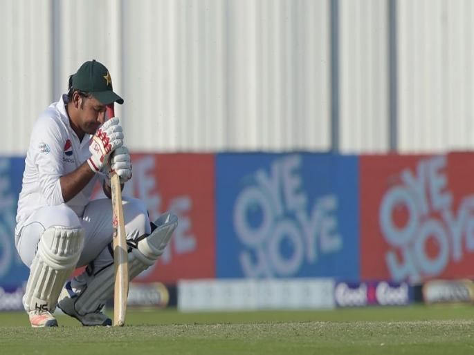 Video: Pakistani player runout by funny way | Video : पाकिस्तानच्या फलंदाजाची फजिती, धाव घेताना बूट निघाला अन्...