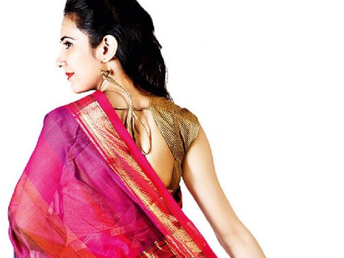 Sabyasachi's 'Saree Comment' Attracts Angry Reactions On Twitter | ''साडी नेसता येत नसेल तर तुम्हाला लाज वाटायला हवी''; सोशल मीडियावर हल्लाबोल Sabyasachi's 'Saree Comment' Attracts Angry Reactions On Twitter | ''साडी नेसता येत नसेल तर तुम्हाला लाज वाटायला हवी''; सोशल मीडियावर हल्लाबोल