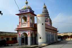 Funding for 23 places in Nandurbar district 'Dazzle' | नंदुरबार जिल्ह्यातील 23 देवस्थानांना निधीद्वारे ‘चकाकी’ Funding for 23 places in Nandurbar district 'Dazzle' | नंदुरबार जिल्ह्यातील 23 देवस्थानांना निधीद्वारे ‘चकाकी’