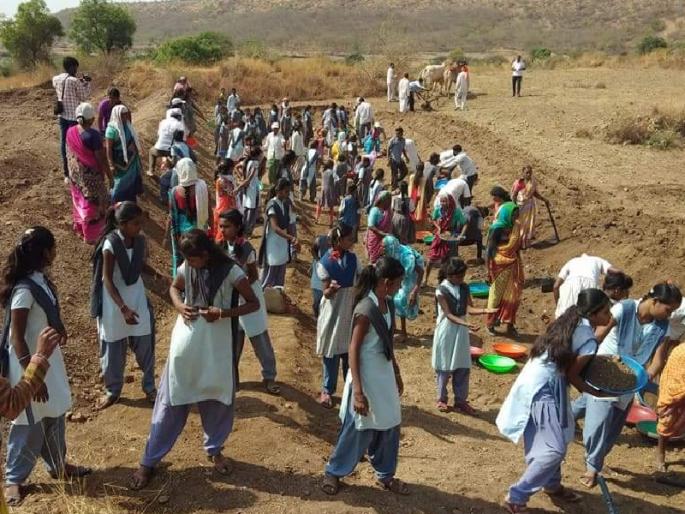 'We all do together, we will do two things with a dilemma' | ‘हम सब एक साथ, दुष्काळाशी करू दोन हात’