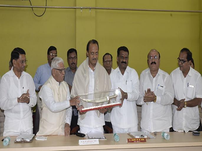 Sarpanch direct elections are inappropriate - Ajit Pawar's hinges | सरपंचपदाच्या थेट निवडणुका अयोग्य - अजित पवार यांची टिका Sarpanch direct elections are inappropriate - Ajit Pawar's hinges | सरपंचपदाच्या थेट निवडणुका अयोग्य - अजित पवार यांची टिका