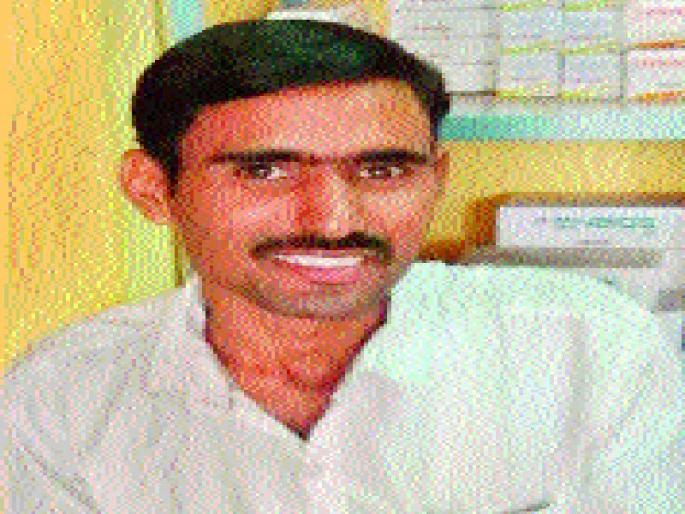 Maratha Reservation: Youth commits suicide due to depression | Maratha Reservation : नोकरीच्या नैराश्यातून तरुणाची आत्महत्या Maratha Reservation: Youth commits suicide due to depression | Maratha Reservation : नोकरीच्या नैराश्यातून तरुणाची आत्महत्या