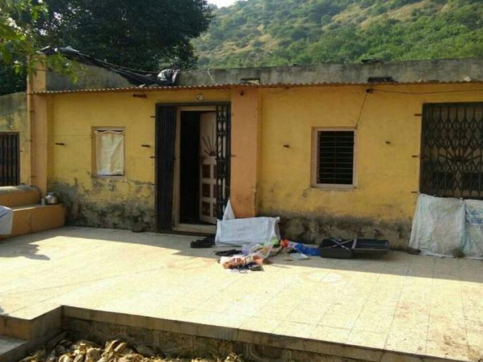 Robbery in Nashik | नाशिकमधील खैरनार वस्तीवर सशस्त्र दरोडा, दरोडेखोरांच्या मारहाणीत एक दाम्पत्य गंभीर जखमी Robbery in Nashik | नाशिकमधील खैरनार वस्तीवर सशस्त्र दरोडा, दरोडेखोरांच्या मारहाणीत एक दाम्पत्य गंभीर जखमी