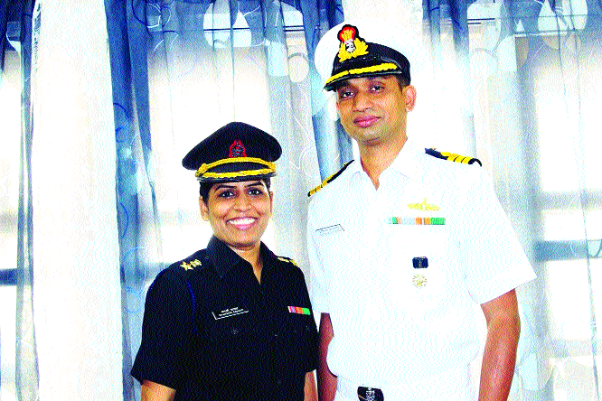 Bharatgaonwadi jagatap couple officer in the army | भरतगाववाडीचे जगताप दाम्पत्य लष्करात अधिकारी Bharatgaonwadi jagatap couple officer in the army | भरतगाववाडीचे जगताप दाम्पत्य लष्करात अधिकारी