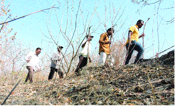 Mavalari shield for indecision! | अजिंक्यताºयासाठी मावळ्यांची ढाल ! Mavalari shield for indecision! | अजिंक्यताºयासाठी मावळ्यांची ढाल !