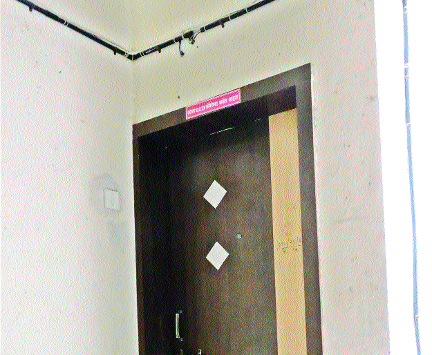 CCTV at Bhondubaba's house | भोंदूबाबाच्या घरी सीसीटीव्ही CCTV at Bhondubaba's house | भोंदूबाबाच्या घरी सीसीटीव्ही