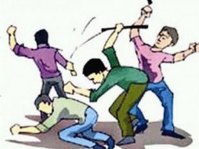 Clash between two groups of college youths, four youths detained; The incident in Satara | महाविद्यालयीन तरुणांच्या दोन गटांत हाणामारी, चौघे ताब्यात; साताऱ्यातील घटना Clash between two groups of college youths, four youths detained; The incident in Satara | महाविद्यालयीन तरुणांच्या दोन गटांत हाणामारी, चौघे ताब्यात; साताऱ्यातील घटना