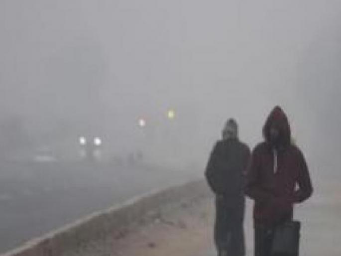 Satara city recorded 11 degrees Celsius and Mahabaleshwar recorded 12 degrees Celsius | थंड महाबळेश्वरपेक्षा सातारा ‘कूल’; हंगामातील निचांकी तापमान Satara city recorded 11 degrees Celsius and Mahabaleshwar recorded 12 degrees Celsius | थंड महाबळेश्वरपेक्षा सातारा ‘कूल’; हंगामातील निचांकी तापमान