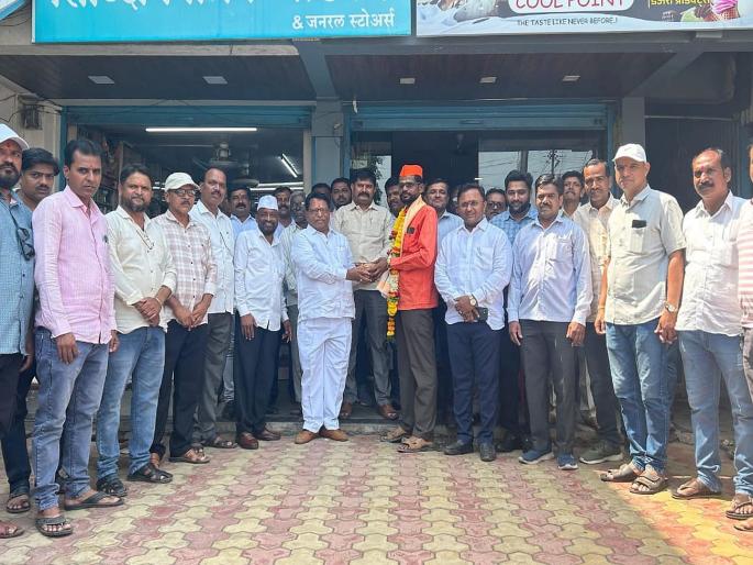 A senior Congress leader Hindurao Patil will also give up his 'hands'! Former Agriculture Chairman of Zilla Parishad is at the mercy of 'BJP' | 'काँग्रेस'चा एक ज्येष्ठ नेताही सोडणार 'हात'! जिल्हा परिषदेचे माजी कृषी सभापती 'भाजप'च्या गळाला A senior Congress leader Hindurao Patil will also give up his 'hands'! Former Agriculture Chairman of Zilla Parishad is at the mercy of 'BJP' | 'काँग्रेस'चा एक ज्येष्ठ नेताही सोडणार 'हात'! जिल्हा परिषदेचे माजी कृषी सभापती 'भाजप'च्या गळाला
