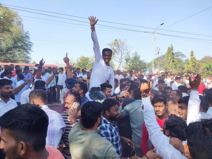 Gram Panchayat Election Result: Shocking results in many places in Satara, trend towards BJP, NCP and Shiv Sena | Gram Panchayat Election Result: साताऱ्यात अनेक ठिकाणी धक्कादायक निकाल, भाजप, राष्ट्रवादीसह शिवसेनेच्या दोन्ही गटांकडे कल Gram Panchayat Election Result: Shocking results in many places in Satara, trend towards BJP, NCP and Shiv Sena | Gram Panchayat Election Result: साताऱ्यात अनेक ठिकाणी धक्कादायक निकाल, भाजप, राष्ट्रवादीसह शिवसेनेच्या दोन्ही गटांकडे कल