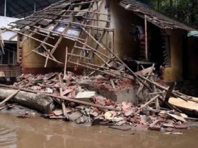 Heavy rain; 207 houses hit in Satara district | अतिवृष्टीचा दणका; सातारा जिल्ह्यात २०७ घरांना फटका Heavy rain; 207 houses hit in Satara district | अतिवृष्टीचा दणका; सातारा जिल्ह्यात २०७ घरांना फटका