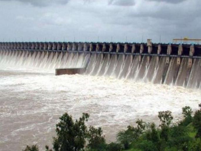 Rainfall intensity reduced in Satara Mahabaleshwar records 42 mm | साताऱ्यात पावसाचा जोर कमी; नवजा ३८, महाबळेश्वरला ४२ मिलिमीटरची नोंद Rainfall intensity reduced in Satara Mahabaleshwar records 42 mm | साताऱ्यात पावसाचा जोर कमी; नवजा ३८, महाबळेश्वरला ४२ मिलिमीटरची नोंद