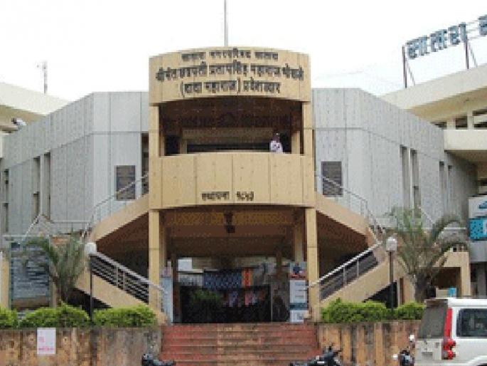 Audio clip of female officer in Satara municipality viral | सातारा पालिकेतील महिला अधिकाऱ्याची ऑडिओ क्लिप व्हायरल!, संवाद ठरला चर्चेचा विषय 