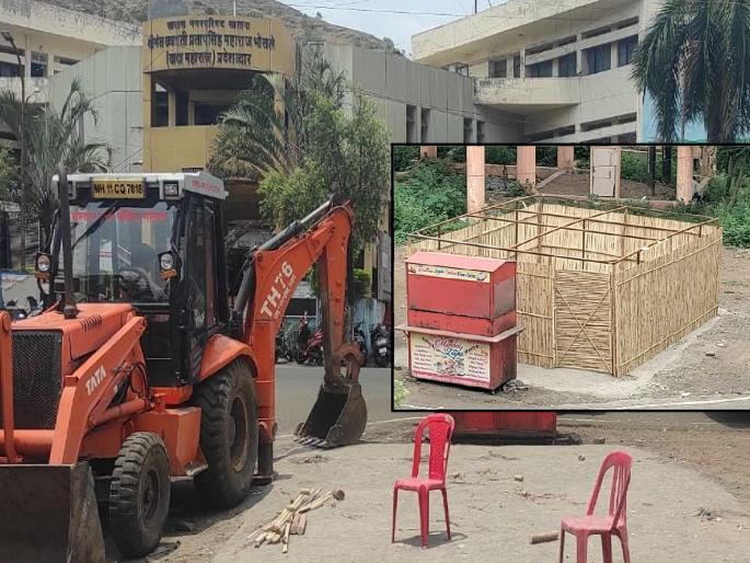 the encroachment of the former mayor was destroyed In Satara, the municipality took action  | साताऱ्यात माजी नगराध्यक्षांचे अतिक्रमण उद्ध्वस्त, पालिकेची कारवाई  the encroachment of the former mayor was destroyed In Satara, the municipality took action  | साताऱ्यात माजी नगराध्यक्षांचे अतिक्रमण उद्ध्वस्त, पालिकेची कारवाई