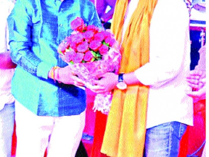 Desirians 'Sadu'; Steps 'Guests'! Udayadad's head? Discussion in Rajyaviva Circle | देसार्इंचे ‘साडू’; कदमांचे ‘पाहुणे’! उदयदादांच्या डोक्यात चाललंय काय? राजकीव वर्तुळात चर्चा Desirians 'Sadu'; Steps 'Guests'! Udayadad's head? Discussion in Rajyaviva Circle | देसार्इंचे ‘साडू’; कदमांचे ‘पाहुणे’! उदयदादांच्या डोक्यात चाललंय काय? राजकीव वर्तुळात चर्चा