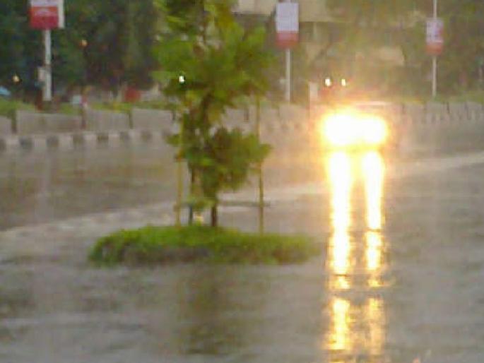 Monsoon arrives in Satara with strong winds, Farmers look forward to Kharif season | साताऱ्यात जोरदार वाऱ्यासह मान्सून दाखल, वीजपुरवठा खंडित; शेतकऱ्यांना खरीप हंगामाचे वेध Monsoon arrives in Satara with strong winds, Farmers look forward to Kharif season | साताऱ्यात जोरदार वाऱ्यासह मान्सून दाखल, वीजपुरवठा खंडित; शेतकऱ्यांना खरीप हंगामाचे वेध