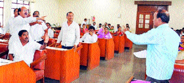 Satara municipality did not get bills of work | सातारा पालिकेने न झालेल्या कामांची बिले काढली Satara municipality did not get bills of work | सातारा पालिकेने न झालेल्या कामांची बिले काढली