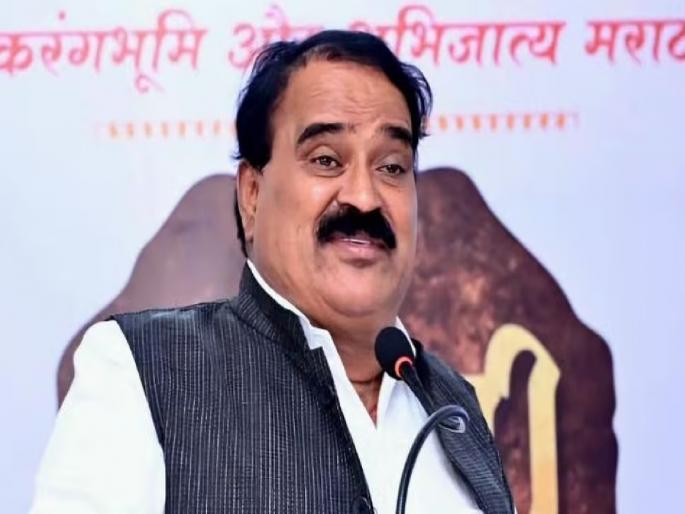 Opposition to the selection of 'Panipat' writer Vishwas Patil as the president of the 99th All India Marathi Literature Conference to be held in Satara | विश्वास पाटील यांच्या संमेलनाध्यक्षपदाच्या निवडीला विरोध, साताऱ्यातील लेखक, सामाजिक कार्यकर्त्यांनी घेतली भूमिका Opposition to the selection of 'Panipat' writer Vishwas Patil as the president of the 99th All India Marathi Literature Conference to be held in Satara | विश्वास पाटील यांच्या संमेलनाध्यक्षपदाच्या निवडीला विरोध, साताऱ्यातील लेखक, सामाजिक कार्यकर्त्यांनी घेतली भूमिका