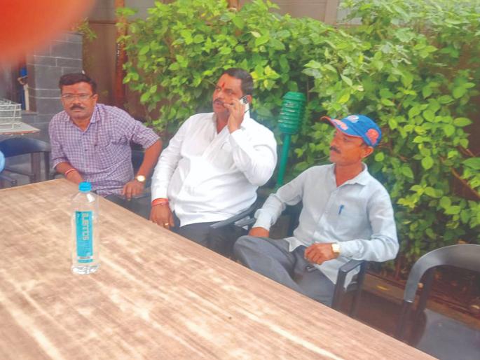 singh sena in the support of eknath shinde group in karad | ‘शिंदे’सेनेच्या दिमतीला कऱ्हाडात ‘सिंह’सेना! काही मातब्बर शिंदे गटावर ‘मेहरबान’ singh sena in the support of eknath shinde group in karad | ‘शिंदे’सेनेच्या दिमतीला कऱ्हाडात ‘सिंह’सेना! काही मातब्बर शिंदे गटावर ‘मेहरबान’