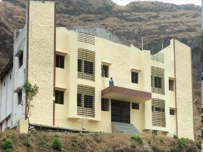 Where to find Taluka Sports Officers of Karad? | कराडच्या तालुका क्रीडा अधिकाऱ्यांना नेमकं शोधायचं तरी कुठं?, क्रीडा संकुल असून अडचण नसून खोळंबा Where to find Taluka Sports Officers of Karad? | कराडच्या तालुका क्रीडा अधिकाऱ्यांना नेमकं शोधायचं तरी कुठं?, क्रीडा संकुल असून अडचण नसून खोळंबा