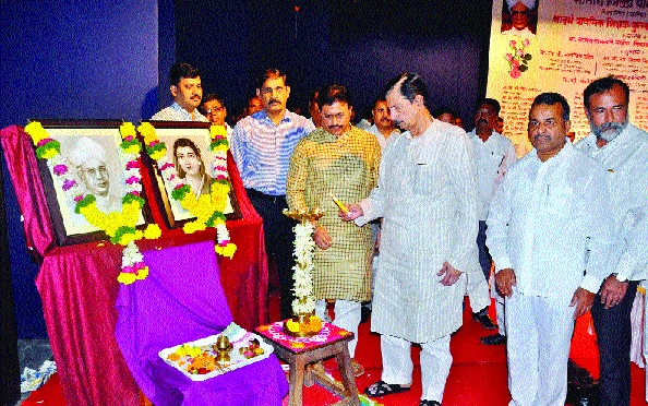  Former students should change school form! : Ramaraje Naik-Nimbalkar | माजी विद्यार्थ्यांनी शाळेचं रूप बदलावं ! : रामराजे नाईक-निंबाळकर