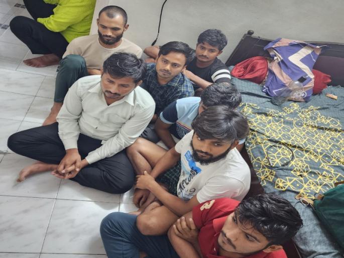 9 people arrested for betting on Mumbai Indians vs Chennai Super Kings match | Mumbai Indians vs Chennai Super Kings सामन्यावर सट्टा खेळणाऱ्या ९ जणांना अटक 9 people arrested for betting on Mumbai Indians vs Chennai Super Kings match | Mumbai Indians vs Chennai Super Kings सामन्यावर सट्टा खेळणाऱ्या ९ जणांना अटक