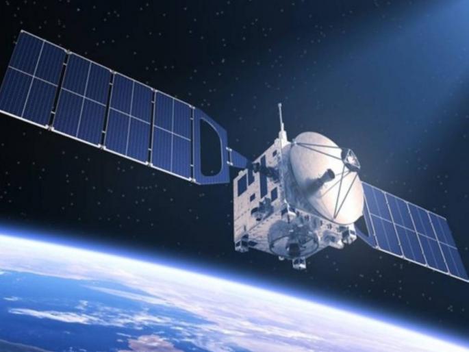 isro chief s somnath claim that india will send 50 satellites in next five years to collect intelligence | चीन-पाकिस्तान सावधान! इस्रो अंतराळात ५० सॅटेलाईट सोडणार, शेजारच्या देशावर ठेवणार लक्ष isro chief s somnath claim that india will send 50 satellites in next five years to collect intelligence | चीन-पाकिस्तान सावधान! इस्रो अंतराळात ५० सॅटेलाईट सोडणार, शेजारच्या देशावर ठेवणार लक्ष