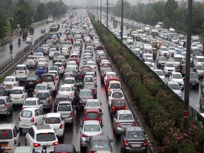 Article on more accidents, more deaths! Accidents on the roads, pollution! | ना अपघातांची संख्या घटली, ना मृतांची! रस्त्यांवर अपघातांचे थैमान, प्रदूषणाचा कहर! Article on more accidents, more deaths! Accidents on the roads, pollution! | ना अपघातांची संख्या घटली, ना मृतांची! रस्त्यांवर अपघातांचे थैमान, प्रदूषणाचा कहर!