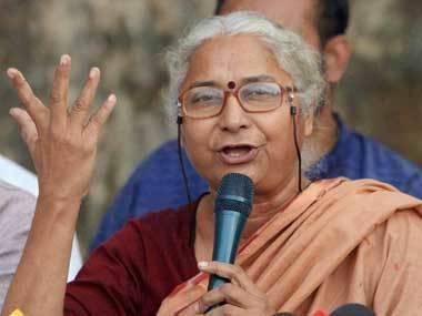 Medha Patkar's appeal for loneliness to become a beacon of equality and strive to take the society to the light! | एकालव्यांनी समतेची ज्योत बनून समाजाला प्रकाशाकडे नेण्यासाठी झटावं - मेधा पाटकर यांचे आवाहन! Medha Patkar's appeal for loneliness to become a beacon of equality and strive to take the society to the light! | एकालव्यांनी समतेची ज्योत बनून समाजाला प्रकाशाकडे नेण्यासाठी झटावं - मेधा पाटकर यांचे आवाहन!