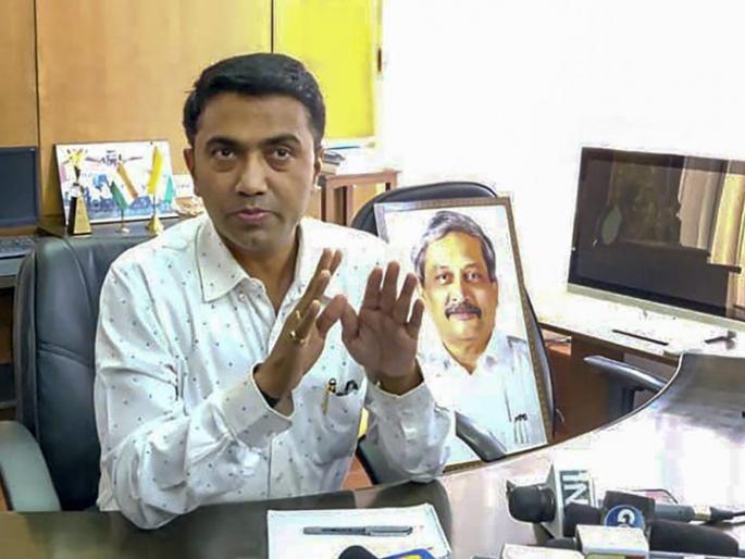 CM's interaction with BJP MLAs in the wake of controversy | वादांच्या पार्श्वभूमीवर भाजपच्या आमदारांशी मुख्यमंत्र्यांचा संवाद CM's interaction with BJP MLAs in the wake of controversy | वादांच्या पार्श्वभूमीवर भाजपच्या आमदारांशी मुख्यमंत्र्यांचा संवाद