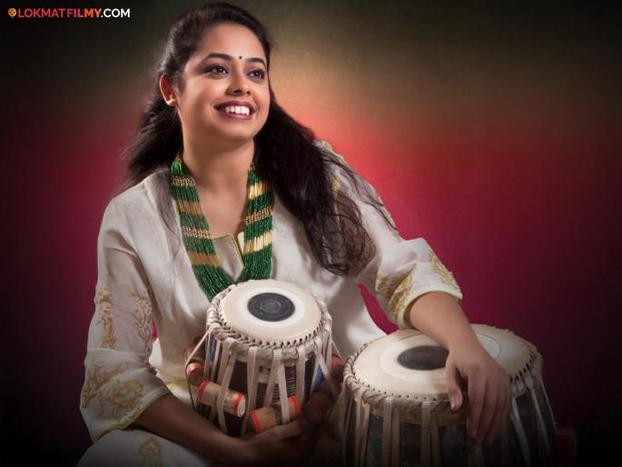 Now I am turning to tabla playing as a career says tabla player Sawani Talwalkar | Sawai Gandharva Bhimsen Mahotsav 2024: "आता करिअर म्हणूनही तबलावादनाकडे वळतायेत", तबलावादक सावनी तळवलकरांच्या भावना Now I am turning to tabla playing as a career says tabla player Sawani Talwalkar | Sawai Gandharva Bhimsen Mahotsav 2024: "आता करिअर म्हणूनही तबलावादनाकडे वळतायेत", तबलावादक सावनी तळवलकरांच्या भावना
