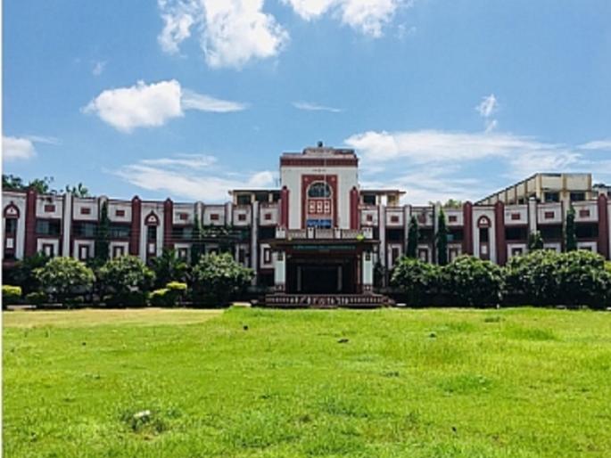 Saraswati Bhuvan secretary resigns over irregularities | अनियमिततेच्या वादातून सरस्वती भुवन संस्थेच्या सचिवांचा राजीनामा ? Saraswati Bhuvan secretary resigns over irregularities | अनियमिततेच्या वादातून सरस्वती भुवन संस्थेच्या सचिवांचा राजीनामा ?