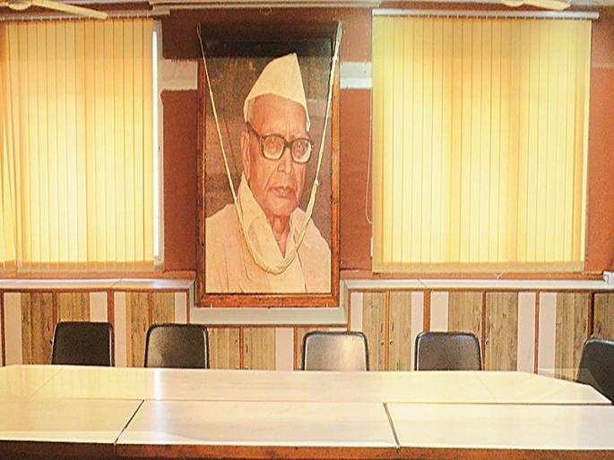 'Lokmat's Impact: It is wrong, it does not happen again | ‘लोकमत’चा दणका : झाले ते चुकीचेच, आता पुन्हा असे होणे नाही 'Lokmat's Impact: It is wrong, it does not happen again | ‘लोकमत’चा दणका : झाले ते चुकीचेच, आता पुन्हा असे होणे नाही